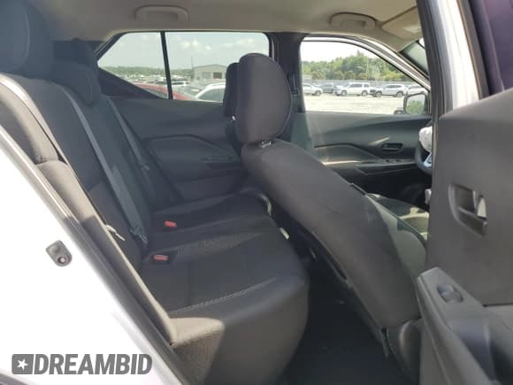 ✅ 2020 Nissan Kicks S • VIN: 3N1CP5BV6LL529106 • Lot: 62308815. Listed on Copart with 85,836 mi. Free auction sales archive from the USA and detailed vehicle history report at DreamBid. Image 10.