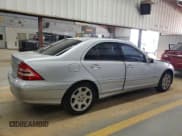 ✅ 2006 Mercedes-Benz C 280 Luxury • VIN: WDBRF54HX6A825189 • Lot: 81903084. Wystawiony na Copart z przebiegiem 231 894 mil. Bezpłatny archiwum sprzedaży aukcyjnych z USA i szczegółowy raport historii pojazdu na DreamBid. Zdjęcie 3.