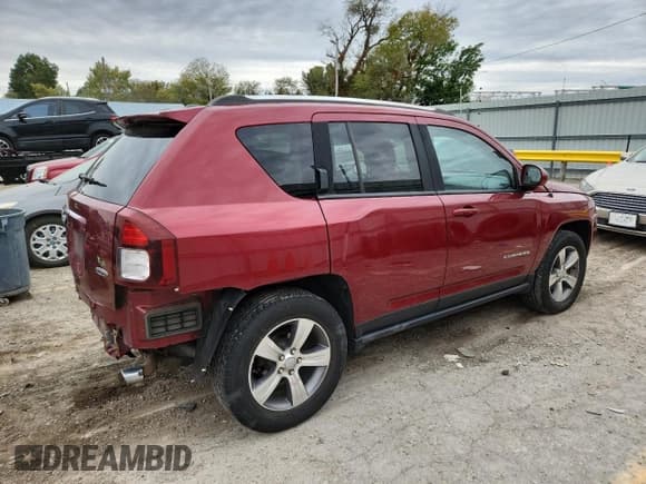 ✅ 2016 Jeep Compass High Altitude • VIN: 1C4NJDEB2GD733559 • Лот: 85410625. Опубликован ранее на Copart с пробегом 87 321 миль. Бесплатный доступ к архиву аукционных продаж из США и подробный отчёт об истории автомобиля на DreamBid. Изображение 3.