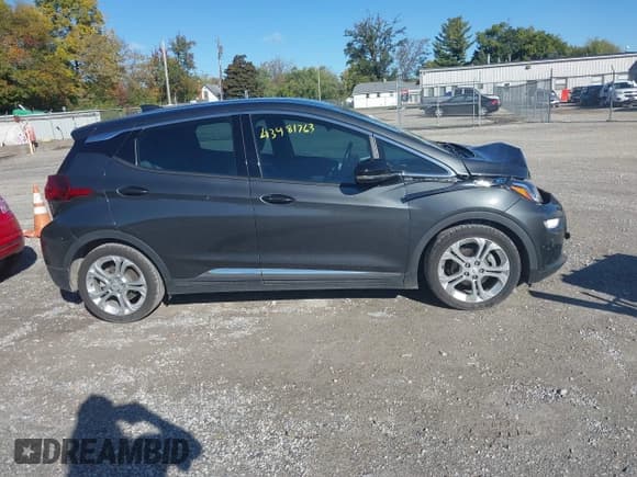 ✅ 2020 Chevrolet Bolt EV LT • VIN: 1G1FY6S09L4119822 • Lot: 43481763. Wystawiony na IAAI z przebiegiem 47 408 mil. Bezpłatny archiwum sprzedaży aukcyjnych z USA i szczegółowy raport historii pojazdu na DreamBid. Zdjęcie 13.