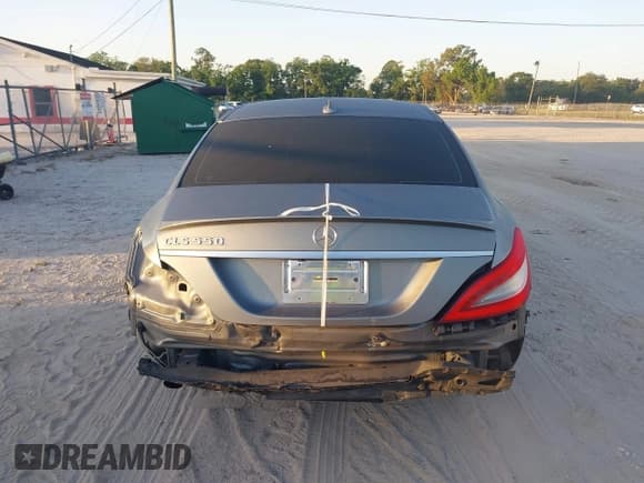 ✅ 2013 Mercedes-Benz CLS 550 • VIN: WDDLJ7DB7DA072530 • Lot: 42065879. Wystawiony na IAAI z przebiegiem 123 254 mil. Bezpłatny archiwum sprzedaży aukcyjnych z USA i szczegółowy raport historii pojazdu na DreamBid. Zdjęcie 16.