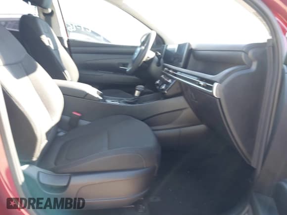 ✅ 2025 Hyundai Tucson SEL • VIN: 5NMJB3DE6SH563529 • Лот: 43606048. Опубликован ранее на IAAI с пробегом 8 431 миль. Бесплатный доступ к архиву аукционных продаж из США и подробный отчёт об истории автомобиля на DreamBid. Изображение 5.