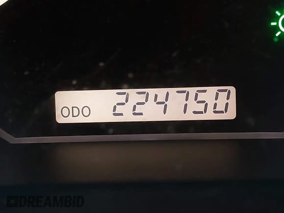 ✅ 2008 Lexus RX 350 • VIN: 2T2HK31U58C048039 • Lot: 43664668. Listed on IAAI with 224,750 mi. Free auction sales archive from the USA and detailed vehicle history report at DreamBid. Image 15.