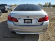 ✅ 2013 BMW 5 Series 528i xDrive • VIN: WBAXH5C56DDW14932 • Лот: 85580985. Опубликован ранее на Copart с пробегом 202 651 миль. Бесплатный доступ к архиву аукционных продаж из США и подробный отчёт об истории автомобиля на DreamBid. Изображение 6.