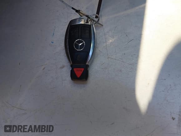 ✅ 2011 Mercedes-Benz S 550 • VIN: WDDNG7BB6BA373135 • Lot: 41648360. Listed on IAAI with 126,684 mi. Free auction sales archive from the USA and detailed vehicle history report at DreamBid. Image 11.