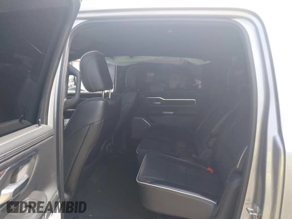 ✅ 2025 Ram 1500 Laramie • VIN: 1C6SRFJP7SN627191 • Lot: 42643293. Listed on IAAI with 7,406 mi. Free auction sales archive from the USA and detailed vehicle history report at DreamBid. Image 8.