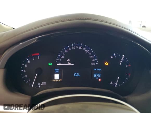 ✅ 2013 Cadillac XTS Luxury • VIN: 2G61R5S31D9215402 • Lot: 91679205. Wystawiony na Copart z przebiegiem 179 448 mil. Bezpłatny archiwum sprzedaży aukcyjnych z USA i szczegółowy raport historii pojazdu na DreamBid. Zdjęcie 9.