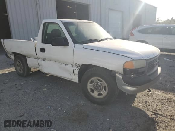 ✅ 2002 GMC Sierra 1500 • VIN: 1GTEC14V82Z334767 • Lot: 49370685. Listed on Copart with 233,022 mi. Free auction sales archive from the USA and detailed vehicle history report at DreamBid. Image 4.