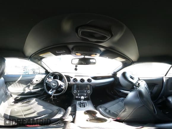 ✅ 2020 Ford Mustang EcoBoost Premium • VIN: 1FATP8UH8L5138728 • Lot: 43512721. Wystawiony na IAAI z przebiegiem 137 221 mil. Bezpłatny archiwum sprzedaży aukcyjnych z USA i szczegółowy raport historii pojazdu na DreamBid. Zdjęcie 20.