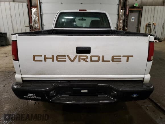 ✅ 2002 Chevrolet S-10 LS • VIN: 1GCDT19W728139780 • Лот: 50254315. Опубликован ранее на Copart с пробегом 119 625 миль. Бесплатный доступ к архиву аукционных продаж из США и подробный отчёт об истории автомобиля на DreamBid. Изображение 6.