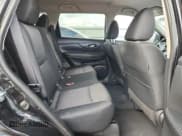 ✅ 2017 Nissan Rogue SV • VIN: KNMAT2MV9HP613069 • Лот: 92026505. Опубликован ранее на Copart с пробегом 60 557 миль. Бесплатный доступ к архиву аукционных продаж из США и подробный отчёт об истории автомобиля на DreamBid. Изображение 11.