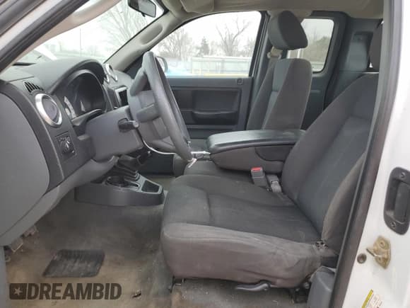 ✅ 2006 Mitsubishi Raider LS • VIN: 1Z7HC22K86S574254 • Lot: 45114075. Wystawiony na Copart z przebiegiem 169 128 mil. Bezpłatny archiwum sprzedaży aukcyjnych z USA i szczegółowy raport historii pojazdu na DreamBid. Zdjęcie 7.