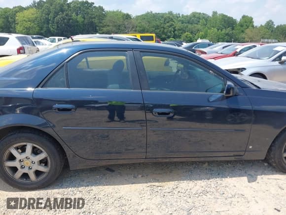 ✅ 2007 Cadillac CTS • VIN: 1G6DM57T570189180 • Lot: 42694644. Wystawiony na IAAI z przebiegiem 82 324 mil. Bezpłatny archiwum sprzedaży aukcyjnych z USA i szczegółowy raport historii pojazdu na DreamBid. Zdjęcie 13.