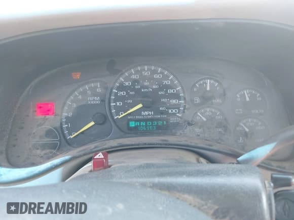 ✅ 2000 Chevrolet Silverado 1500 • VIN: 1GCEK14W8YZ370561 • Lot: 42443955. Listed on IAAI with 106,903 mi. Free auction sales archive from the USA and detailed vehicle history report at DreamBid. Image 7.