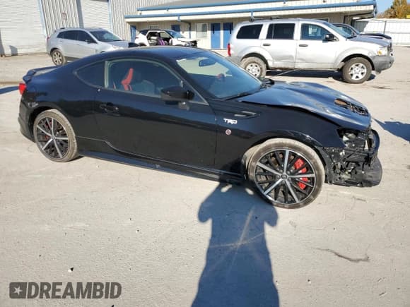 ✅ 2019 Toyota 86 GT • VIN: JF1ZNAE1XK9702296 • Lot: 76758654. Listed on Copart with 66,195 mi. Free auction sales archive from the USA and detailed vehicle history report at DreamBid. Image 4.