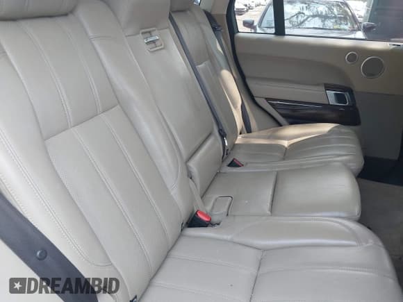 ✅ 2015 Land Rover Range Rover Supercharged • VIN: SALGS2TF3FA218272 • Lot: 42463876. Listed on IAAI with 102,037 mi. Free auction sales archive from the USA and detailed vehicle history report at DreamBid. Image 8.