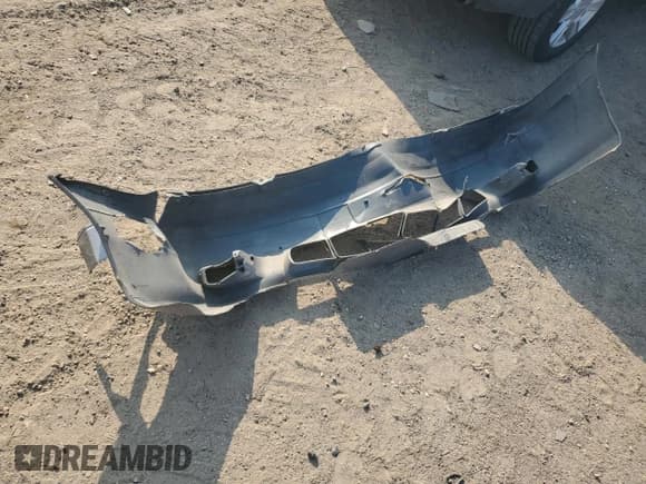 ✅ 2002 Toyota Sienna LE • VIN: 4T3ZF13C12U463443 • Лот: 80893745. Опубликован ранее на Copart с пробегом 142 325 миль. Бесплатный доступ к архиву аукционных продаж из США и подробный отчёт об истории автомобиля на DreamBid. Изображение 13.