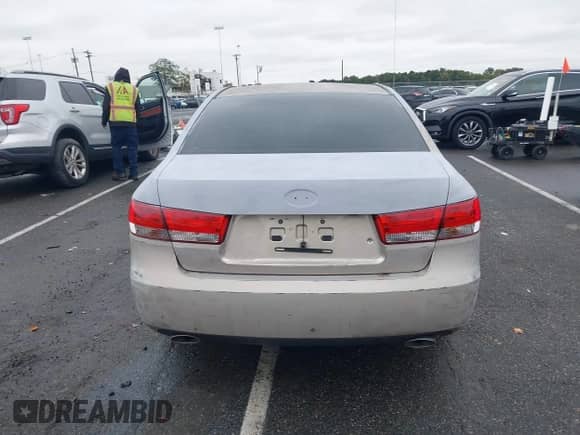 2006 Hyundai Sonata GLS with VIN 5NPEU46F46H018834, listed as a IAAI auction lot 43439822 with 72,494 mi miles and . Bid and sale history available at DreamBid. Image 16.