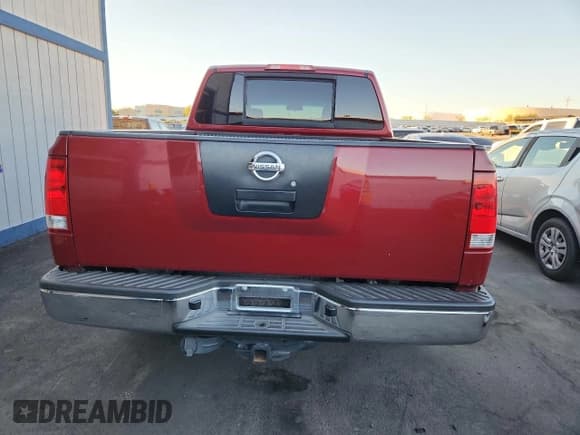 ✅ 2008 Nissan Titan SE • VIN: 1N6AA07D18N308770 • Лот: 86598305. Опубликован ранее на Copart с пробегом 135 927 миль. Бесплатный доступ к архиву аукционных продаж из США и подробный отчёт об истории автомобиля на DreamBid. Изображение 6.