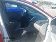 ✅ 2015 Hyundai Accent GLS • VIN: KMHCT4AE0FU930676 • Lot: 43604593. Wystawiony na IAAI z przebiegiem 160 921 mil. Bezpłatny archiwum sprzedaży aukcyjnych z USA i szczegółowy raport historii pojazdu na DreamBid. Zdjęcie 5.