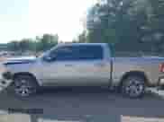 2020 Ram 1500 Big Horn с VIN 1C6SRFFT9LN167409, выставлен на аукционе IAAI как лот 43179343 с пробегом 107 510 миль миль и . История ставок и продаж доступна на DreamBid. Изображение 15.