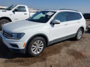 ✅ 2018 Volkswagen Tiguan SEL • VIN: 3VV3B7AX4JM057698 • Лот: 43395546. Опубликован ранее на IAAI с пробегом 103 977 миль. Бесплатный доступ к архиву аукционных продаж из США и подробный отчёт об истории автомобиля на DreamBid. Изображение 2.