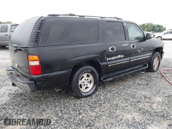 ✅ 2002 Chevrolet Suburban LS • VIN: 3GNEC16Z72G304778 • Лот: 42165459. Опубликован ранее на IAAI с пробегом 257 422 миль. Бесплатный доступ к архиву аукционных продаж из США и подробный отчёт об истории автомобиля на DreamBid. Изображение 4.