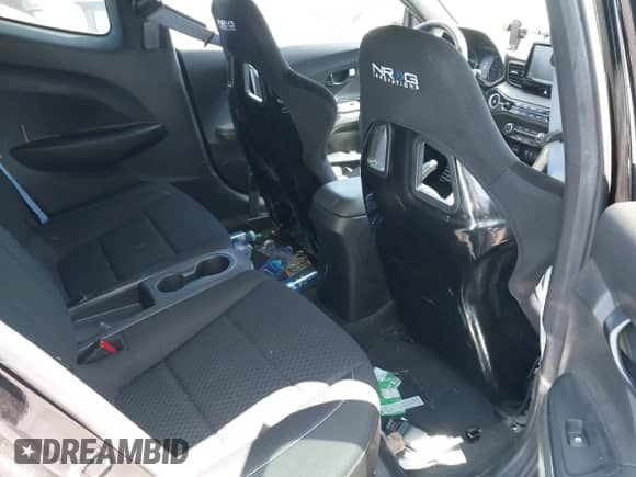 2020 Hyundai Veloster z VIN KMHT36AH1LU005437, wystawiony jako IAAI lot #42073273 z przebiegiem 97 089 mil mil oraz . Historia ofert i sprzedaży dostępna na DreamBid. Obrazek 8.