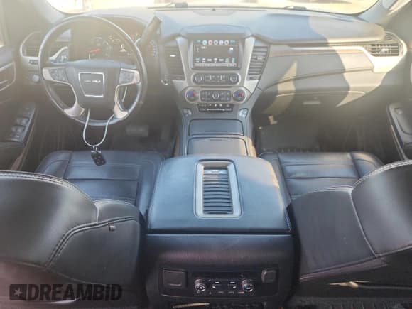 ✅ 2018 GMC Yukon XL Denali • VIN: 1GKS2HKJ0JR208629 • Лот: 84188455. Опубликован ранее на Copart с пробегом 187 879 миль. Бесплатный доступ к архиву аукционных продаж из США и подробный отчёт об истории автомобиля на DreamBid. Изображение 8.