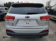 ✅ 2017 Kia Sorento LX • VIN: 5XYPG4A39HG250482 • Лот: 92989035. Опубликован ранее на Copart с пробегом 45 507 миль. Бесплатный доступ к архиву аукционных продаж из США и подробный отчёт об истории автомобиля на DreamBid. Изображение 6.