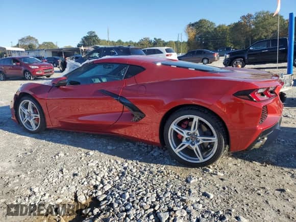 2025 Chevrolet Corvette 2LT with VIN 1G1YB2D49S5106032, listed as a Copart auction lot 90788015 with 5,267 mi miles and Salvage title. Bid and sale history available at DreamBid. Image 2.