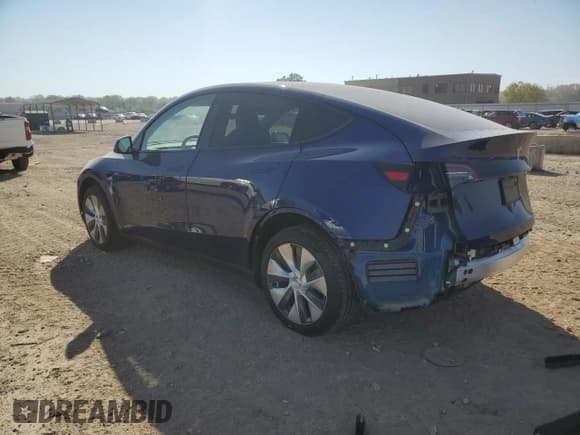 ✅ 2024 Tesla Model Y Long Range • VIN: 7SAYGDEE5RA266395 • Лот: 84393875. Опубликован ранее на Copart с пробегом 2 658 миль. Бесплатный доступ к архиву аукционных продаж из США и подробный отчёт об истории автомобиля на DreamBid. Изображение 2.