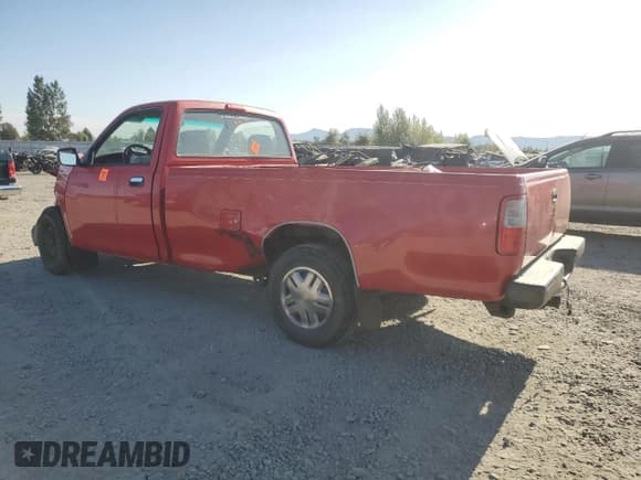 ✅ 1995 Toyota T100 • VIN: JT4UD10D0S0003997 • Лот: 67238505. Опубликован ранее на Copart с пробегом 291 901 миль. Бесплатный доступ к архиву аукционных продаж из США и подробный отчёт об истории автомобиля на DreamBid. Изображение 2.