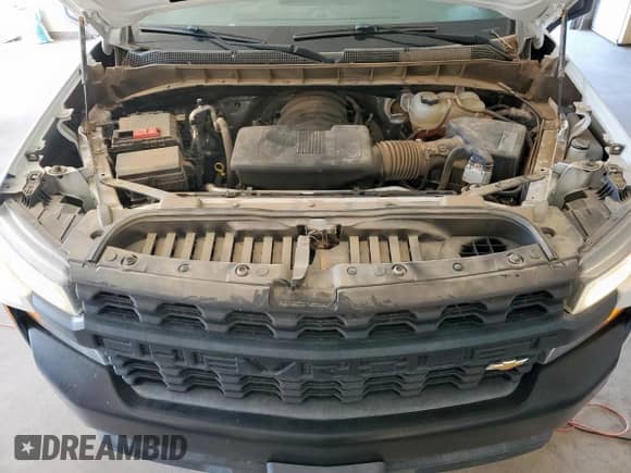 2021 Chevrolet Silverado 1500 Work Truck z VIN 1GCRWAEF6MZ338397, wystawiony jako Copart lot #83766495 z przebiegiem 18 491 mil mil oraz Czysty tytuł • Clean title. Historia ofert i sprzedaży dostępna na DreamBid. Obrazek 11.