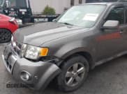 ✅ 2011 Ford Escape Limited • VIN: 1FMCU9E71BKB88039 • Lot: 43520264. Wystawiony na IAAI z przebiegiem 224 563 mil. Bezpłatny archiwum sprzedaży aukcyjnych z USA i szczegółowy raport historii pojazdu na DreamBid. Zdjęcie 12.