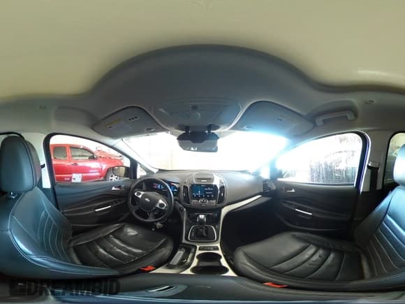 ✅ 2016 Ford C-Max SEL • VIN: 1FADP5CU0GL111297 • Lot: 87113535. Wystawiony na Copart z przebiegiem 108 177 mil. Bezpłatny archiwum sprzedaży aukcyjnych z USA i szczegółowy raport historii pojazdu na DreamBid. Zdjęcie 15.