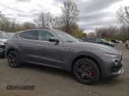 ✅ 2018 Maserati Levante S GranSport • VIN: ZN661YUS4JX302318 • Лот: 53880875. Опубликован ранее на Copart с пробегом 23 771 миль. Бесплатный доступ к архиву аукционных продаж из США и подробный отчёт об истории автомобиля на DreamBid. Изображение 4.