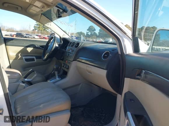 2009 Saturn VUE XR z VIN 3GSCL53739S530001, wystawiony jako IAAI lot #41385717 z przebiegiem 216 456 mil mil oraz . Historia ofert i sprzedaży dostępna na DreamBid. Obrazek 5.