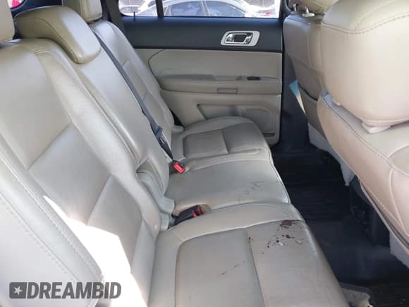 ✅ 2014 Ford Explorer XLT • VIN: 1FM5K7D82EGA06109 • Lot: 43749054. Listed on IAAI with 278,953 mi. Free auction sales archive from the USA and detailed vehicle history report at DreamBid. Image 8.