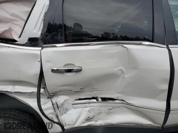 ✅ 2016 Chevrolet Traverse LTZ • VIN: 1GNKVJKD5GJ106455 • Lot: 91115845. Wystawiony na Copart z przebiegiem 95 720 mil. Bezpłatny archiwum sprzedaży aukcyjnych z USA i szczegółowy raport historii pojazdu na DreamBid. Zdjęcie 11.