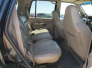 ✅ 2002 Ford Expedition Eddie Bauer • VIN: 1FMFU18LX2LA30798 • Lot: 62090645. Listed on Copart with 242,906 mi. Free auction sales archive from the USA and detailed vehicle history report at DreamBid. Image 11.