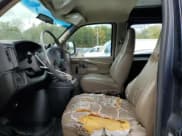 ✅ 2006 GMC Savana • VIN: 1GTFG15T161127230 • Лот: 74296494. Опубликован ранее на Copart с пробегом 283 253 миль. Бесплатный доступ к архиву аукционных продаж из США и подробный отчёт об истории автомобиля на DreamBid. Изображение 7.