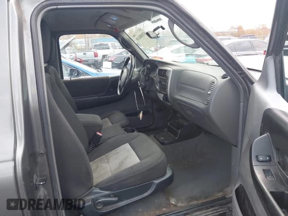 ✅ 2010 Ford Ranger XL • VIN: 1FTKR1ED6APA61524 • Лот: 43608630. Опубликован ранее на IAAI с пробегом 194 263 миль. Бесплатный доступ к архиву аукционных продаж из США и подробный отчёт об истории автомобиля на DreamBid. Изображение 5.