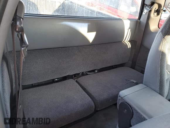 ✅ 1999 Dodge Dakota SLT • VIN: 1B7GL22X8XS205964 • Lot: 41640745. Wystawiony na Copart z przebiegiem 176 380 mil. Bezpłatny archiwum sprzedaży aukcyjnych z USA i szczegółowy raport historii pojazdu na DreamBid. Zdjęcie 10.