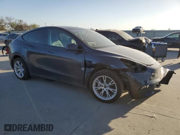 ✅ 2024 Tesla Model Y Long Range • VIN: 7SAYGDEE7RA276099 • Лот: 49843865. Опубликован ранее на Copart с пробегом Не указан. Бесплатный доступ к архиву аукционных продаж из США и подробный отчёт об истории автомобиля на DreamBid. Изображение 4.