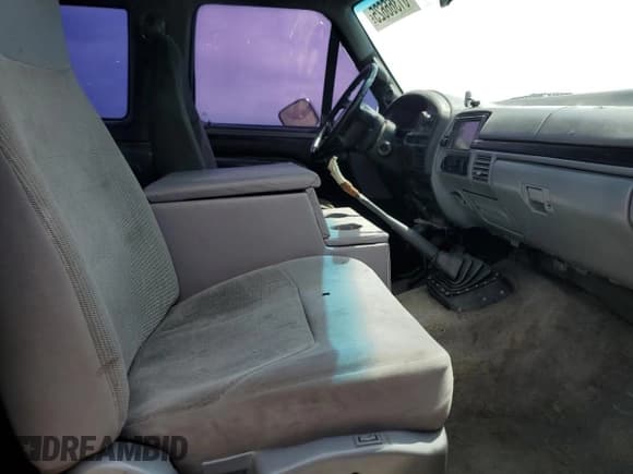 ✅ 1995 Ford F-250 • VIN: 1FTHX26F7SKB21766 • Lot: 61366625. Listed on Copart with Not provided. Free auction sales archive from the USA and detailed vehicle history report at DreamBid. Image 10.