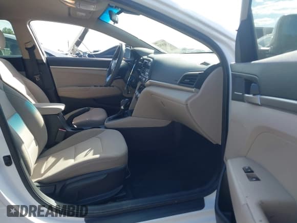 ✅ 2020 Hyundai Elantra SE • VIN: 5NPD74LF1LH557138 • Lot: 43419392. Listed on IAAI with 47,099 mi. Free auction sales archive from the USA and detailed vehicle history report at DreamBid. Image 5.