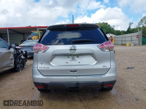 ✅ 2015 Nissan Rogue SL • VIN: 5N1AT2MT5FC851354 • Лот: 42788125. Опубликован ранее на IAAI с пробегом 123 660 миль. Бесплатный доступ к архиву аукционных продаж из США и подробный отчёт об истории автомобиля на DreamBid. Изображение 17.