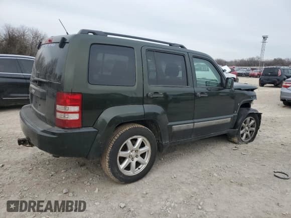 ✅ 2010 Jeep Liberty Sport • VIN: 1J4PP2GK3AW136712 • Lot: 44733855. Listed on Copart with 197,698 mi. Free auction sales archive from the USA and detailed vehicle history report at DreamBid. Image 3.