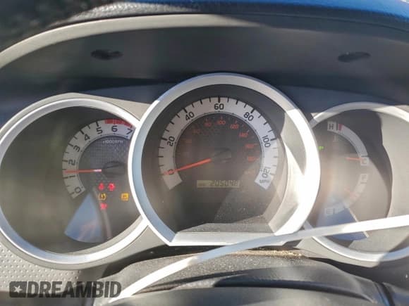 ✅ 2012 Toyota Tacoma • VIN: 3TMMU4FN3CM048450 • Lot: 95661355. Listed on Copart with 205,048 mi. Free auction sales archive from the USA and detailed vehicle history report at DreamBid. Image 9.